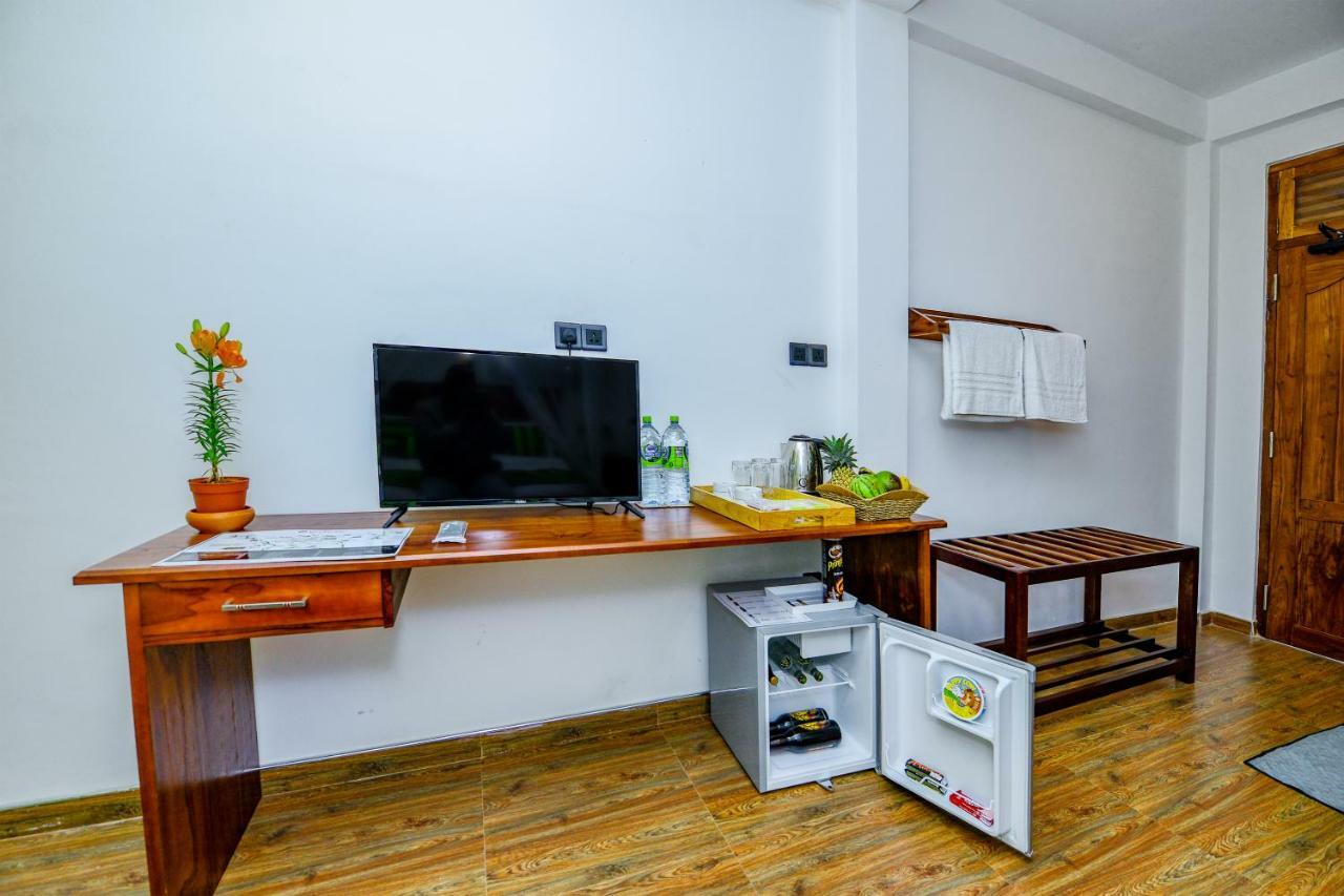 Third Eye Ella Hotel Ngoại thất bức ảnh